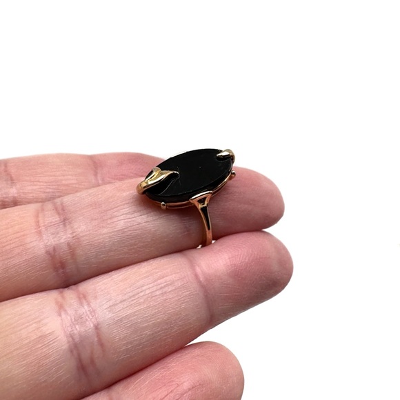 Vintage Avon Nightflower Ring Goldtone with Black Oval Faux Onyx Size 5 3/4 - Picture 10 of 13